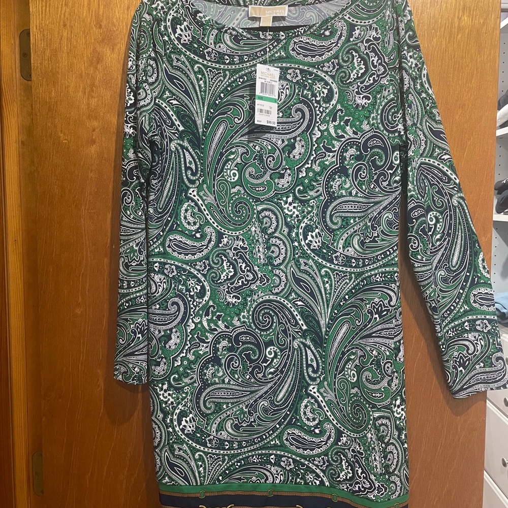 This is a NWT Michael Kors dress. It is 36 inches in length. Super cute. - Picture 5 of 7